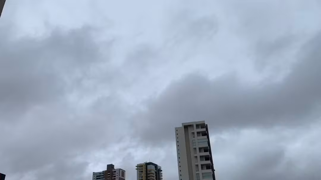 Defesa Civil emite alerta vermelho para chuvas intensas no Vale do Paraíba neste fim de semana