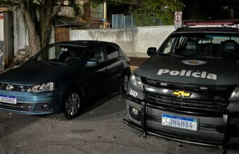 Dois criminosos são presos com veículo furtado e placas clonadas em Aparecida