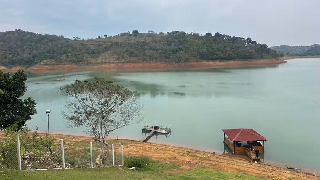 Homem morre afogado ao tentar atravessar represa nadando em Igaratá