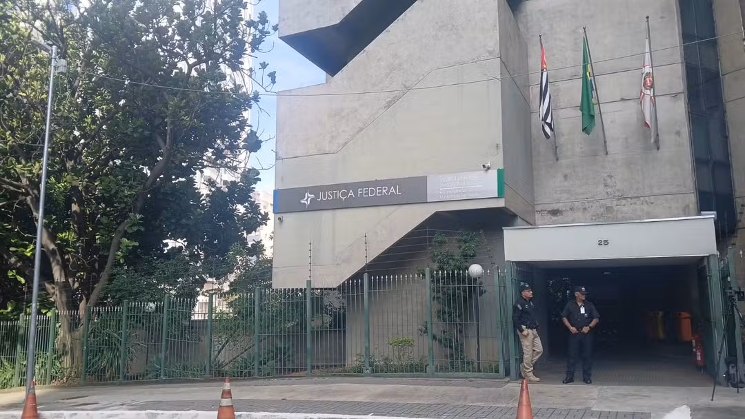 Mulher de 24 anos é encontrada morta em casa em Guaratinguetá; polícia investiga feminicídio