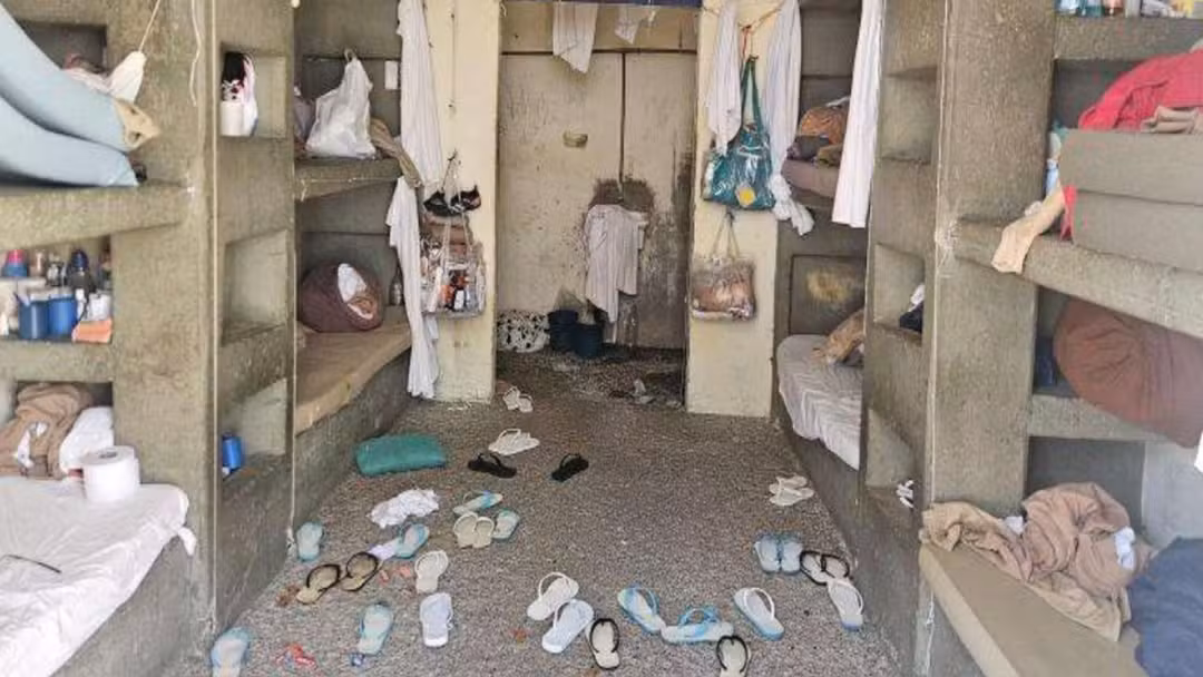 Rebelião em penitenciária de Potim deixa dois presos mortos após visitantes serem barradas