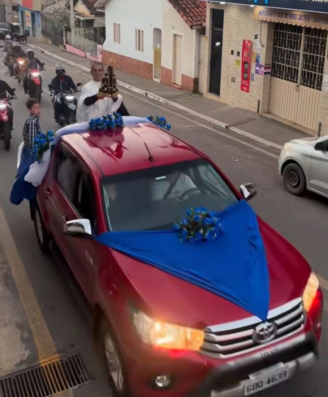 Carreata de Nossa Senhora Aparecida aconteceu em Lagoinha