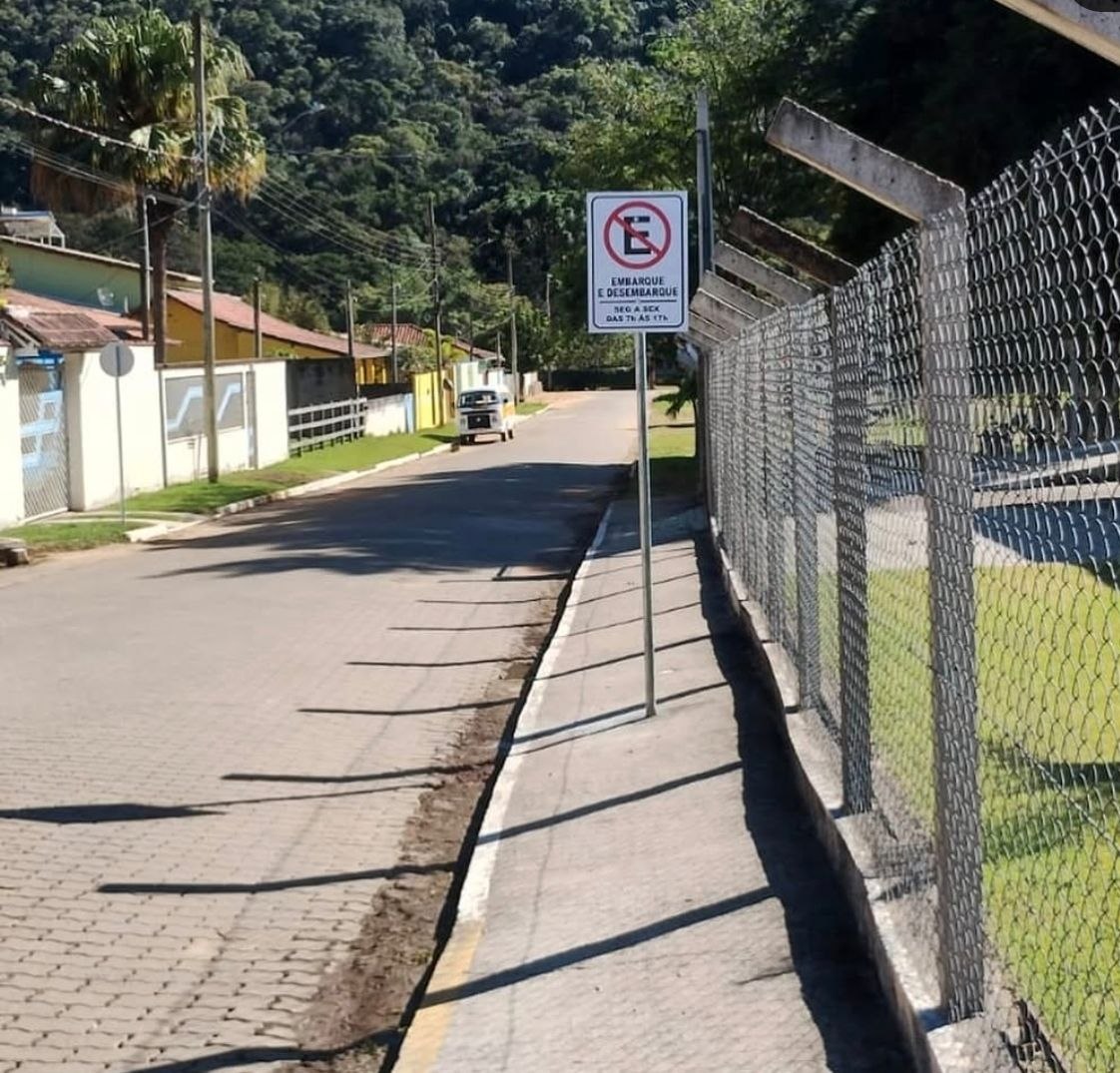 Prefeitura conclui instalação de novas sinalizações em Campos Novos