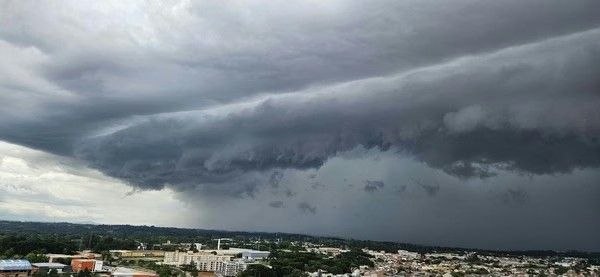 Alerta de chuva intensa e rajadas de vento é emitido para Cunha