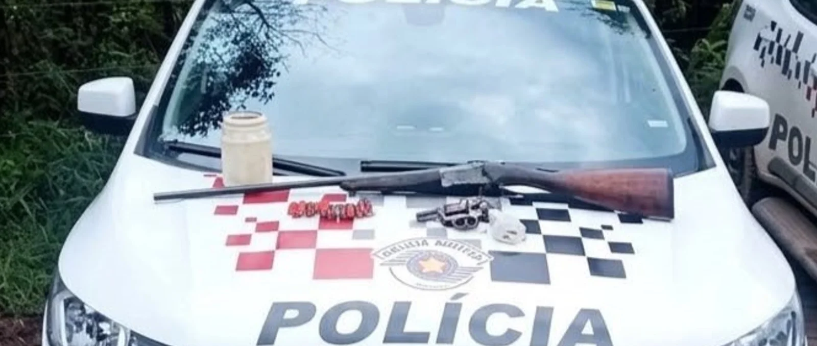 Homem é preso após disparo atingir de raspão a cabeça de menino de 11 anos em Silveiras