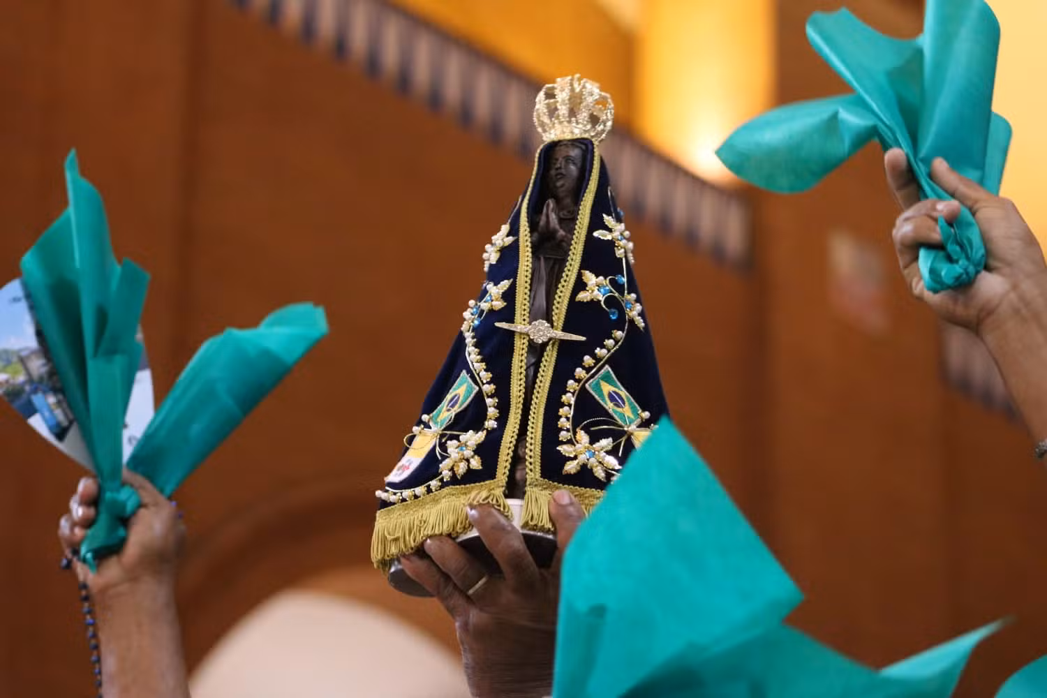 Aparecida inicia novena da Padroeira neste sábado com Dom Mário