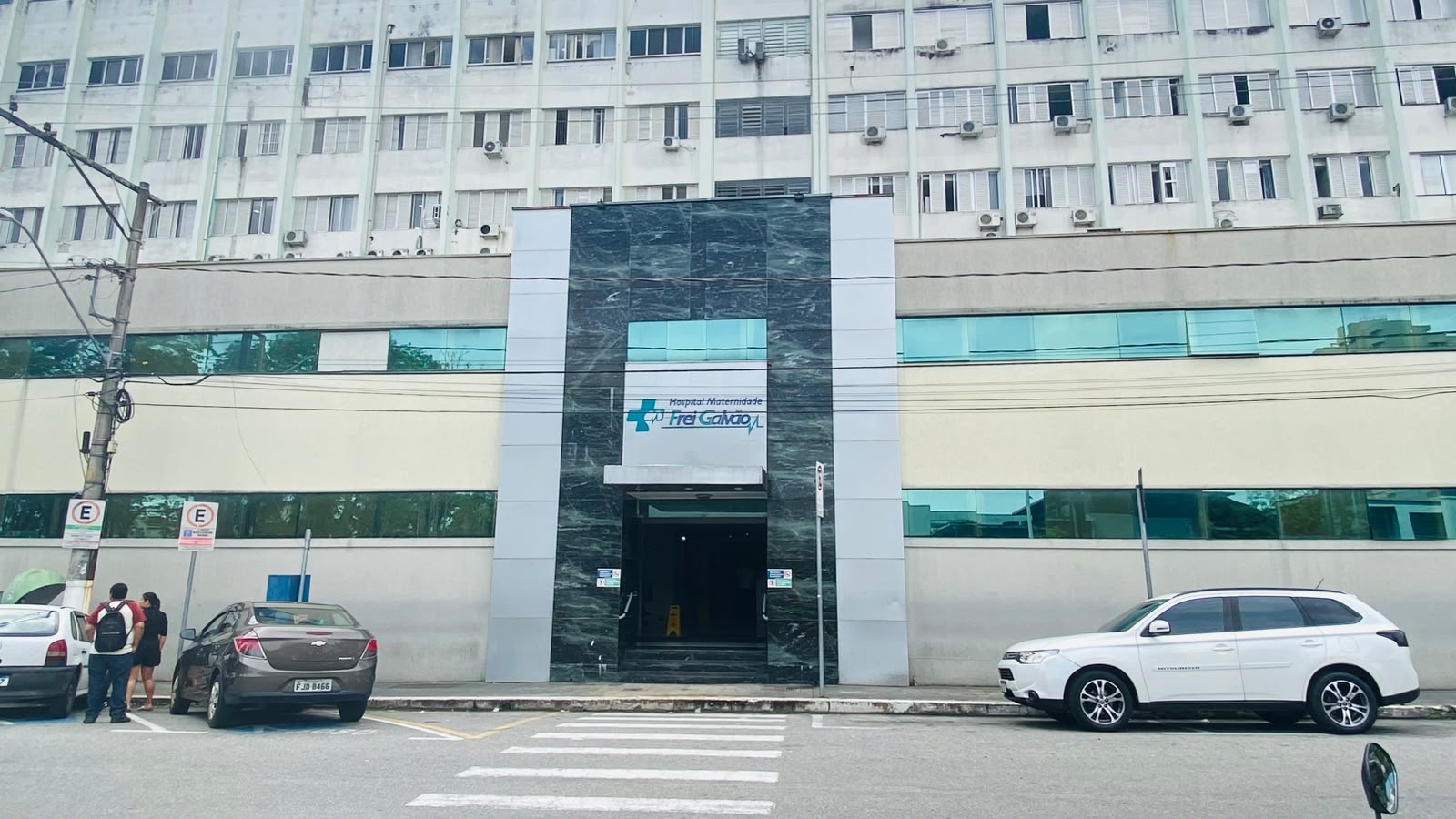 Ex-funcionários do Frei Galvão cobram pagamento após acordo em Guaratinguetá